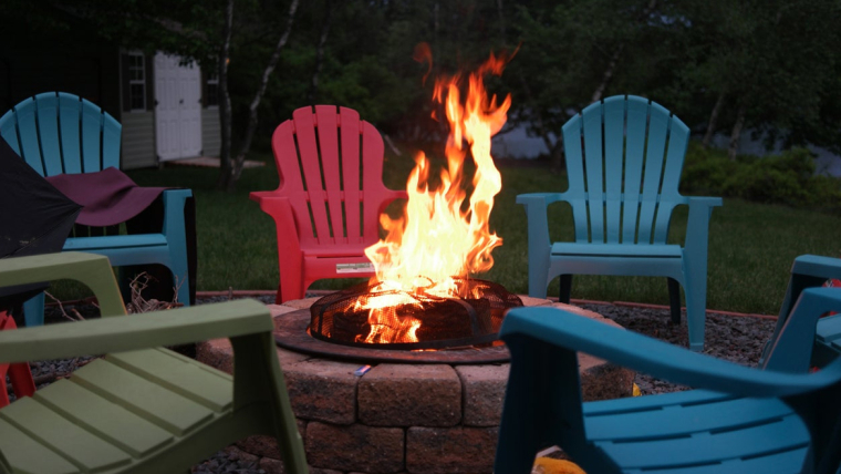 The Benefits of an Outdoor Firepit